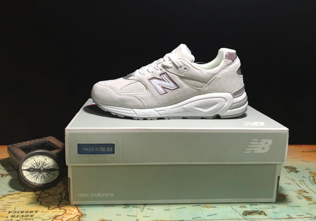 NEW BALANCE 990 v2 - TrendzShoe